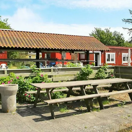 4 Person Holiday In 度假居 Askeby