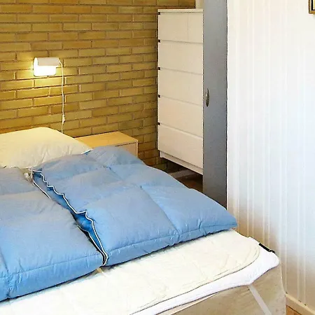 度假居 4 Person Holiday In